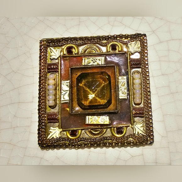 Modern art deco amber stone enameled brown square brooch luxury Egyptian Revival - Picture 2 of 6